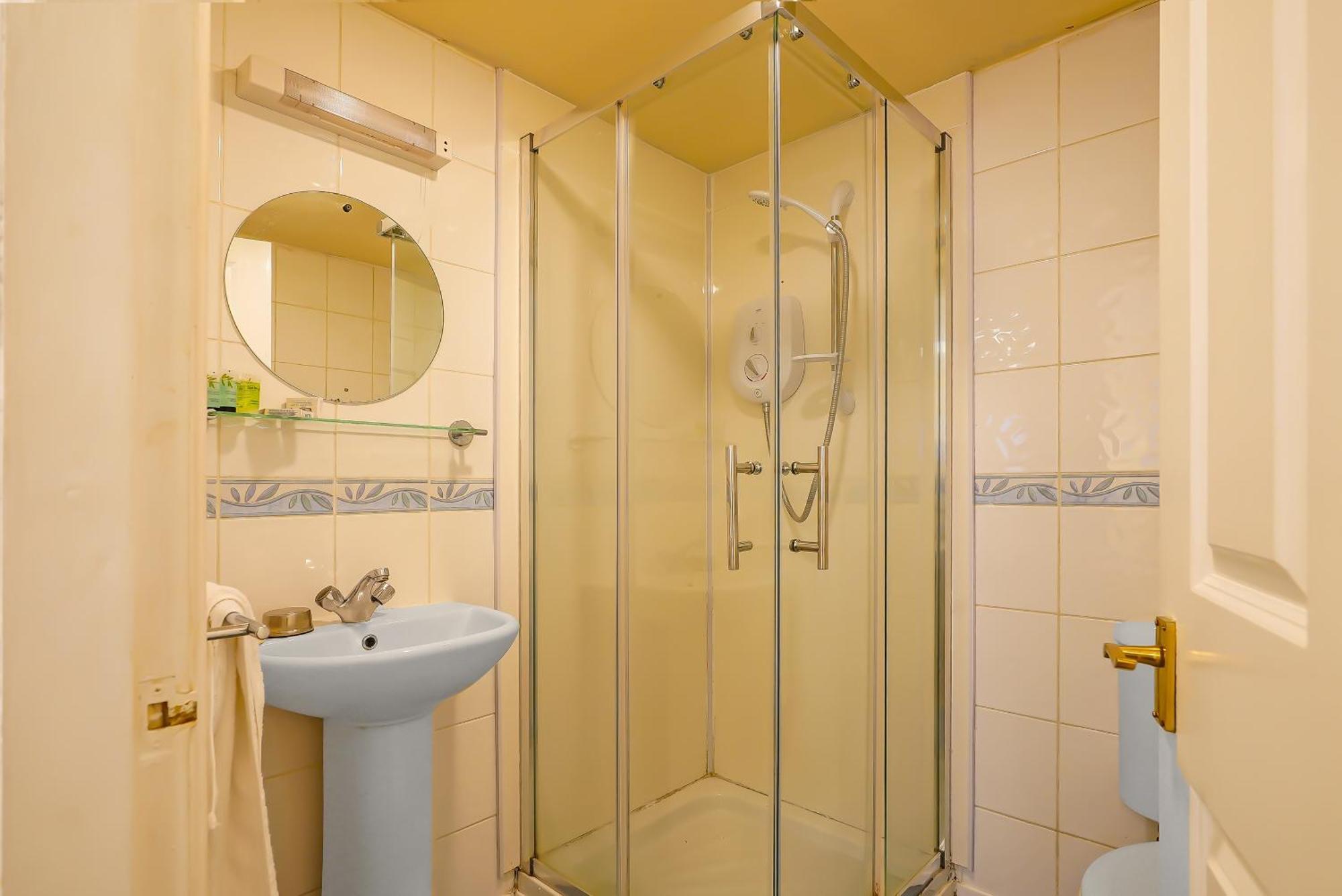 Hotel Oyo The White Horse, North Yorkshire 3*