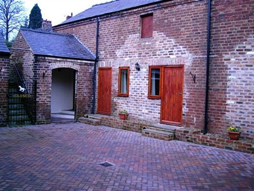 Oyo The White Horse, North Yorkshire Hotel 3*